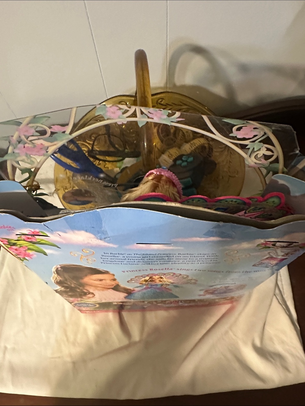 Barbie The Island Princess Doll in Pink, Blue, Purple - Picture 7 of 7